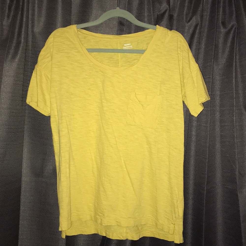 Old Navy t-shirt